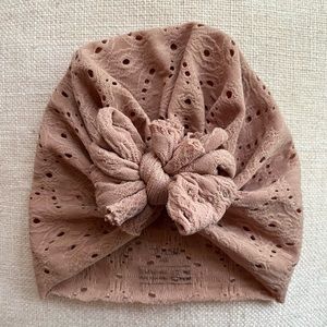 Bunny Knots Eyelet Bunny Teagan